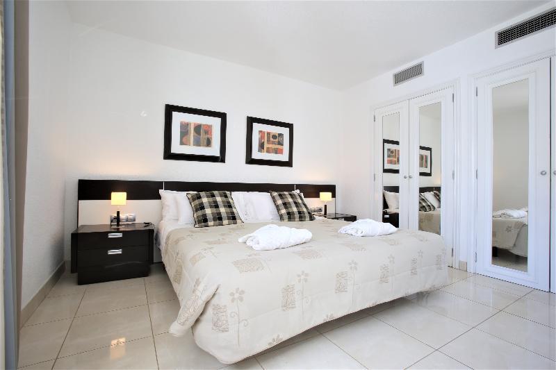Beverly Hills Suites - Excel Hotels & Resorts Los Cristianos  Exteriör bild